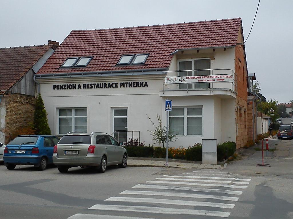 Penzion Pitnerka Hustopeče エクステリア 写真